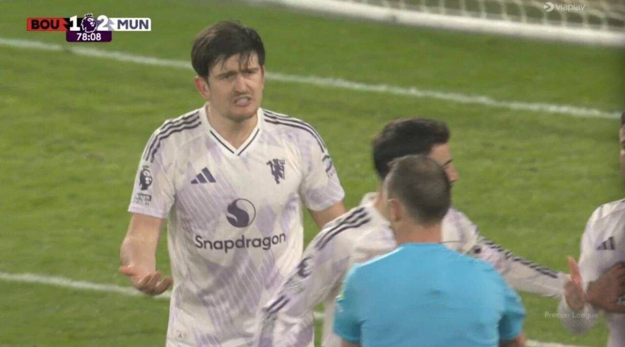 马奎尔遭英足总指控,恐追加停赛无缘战切尔西!染红后骂第四官员